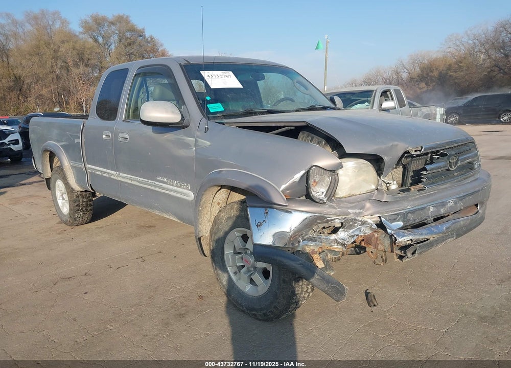 2000 TOYOTA TUNDRA LTD V8 VIN: 5TBBT4818YS072117