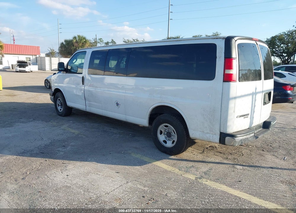 2016 CHEVROLET EXPRESS 3500 LT VIN: 1GAZGPFG4G1203907