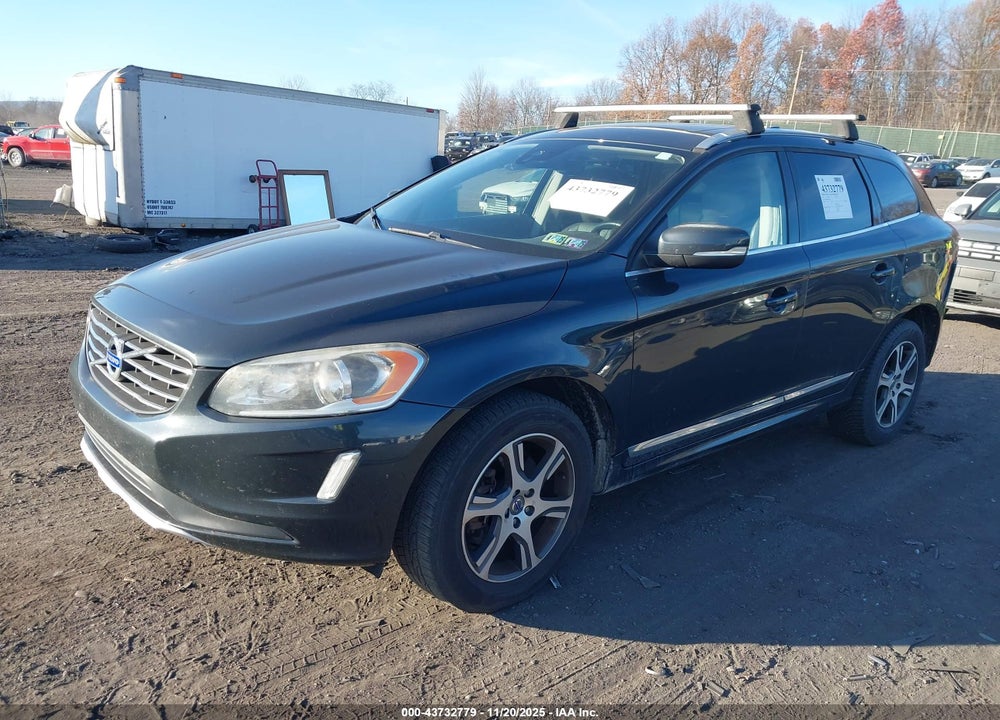 2015 VOLVO XC60 T6 VIN: YV4902RK4F2636082