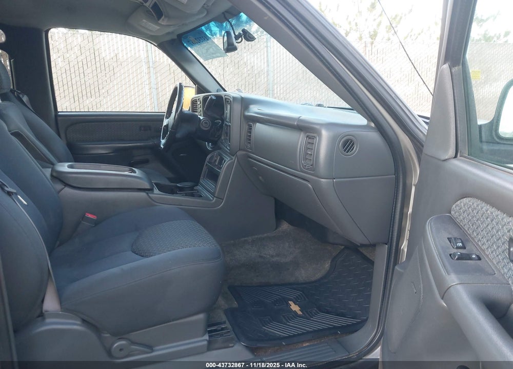 2003 CHEVROLET AVALANCHE K1500 VIN: 3GNEK13T43G185883