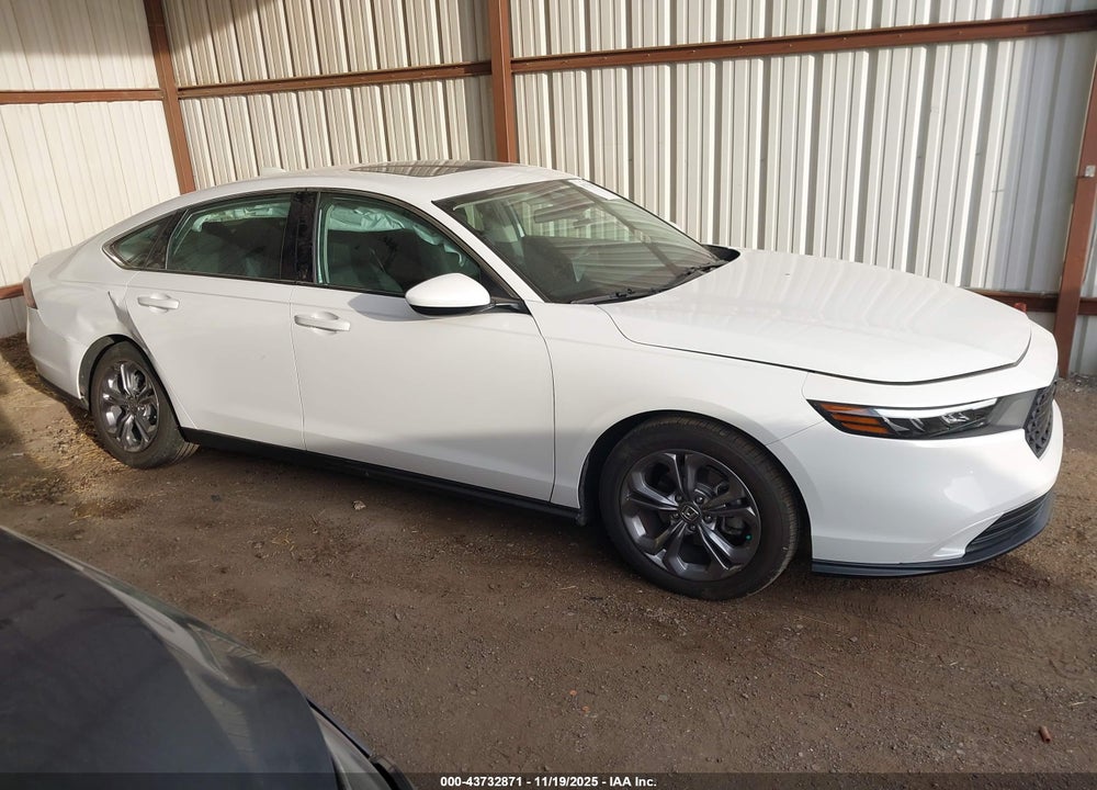 2024 HONDA ACCORD EX VIN: 1HGCY1F38RA062140