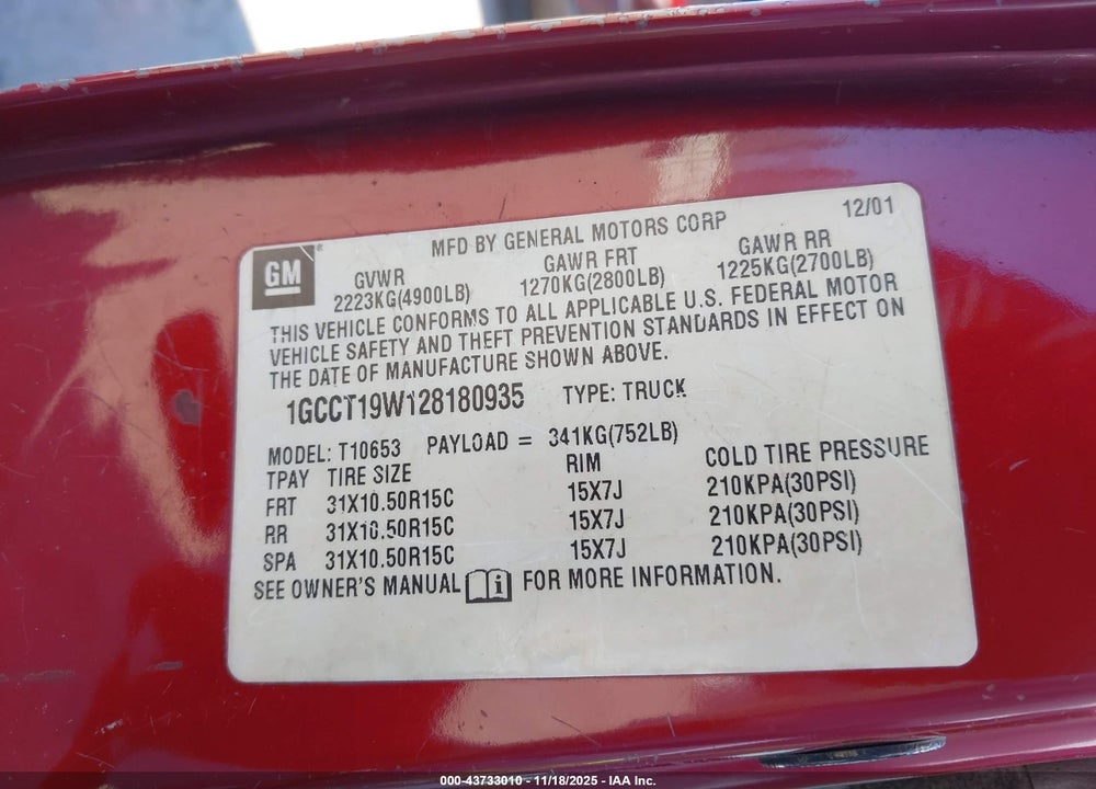 2002 CHEVROLET S-10 LS VIN: 1GCCT19W128180935