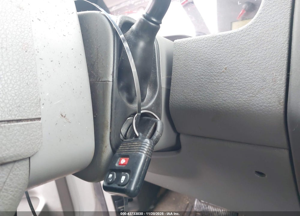 2004 FORD F-150 STX/XL/XLT VIN: 1FTRX12W34NC13933