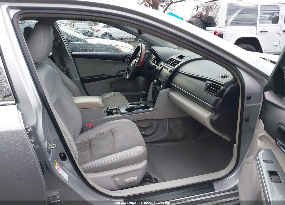2014 TOYOTA CAMRY HYBRID XLE VIN: 4T1BD1FK8EU125464