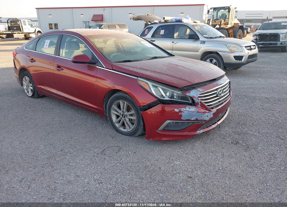 2015 HYUNDAI SONATA SE VIN: 5NPE24AFXFH121723