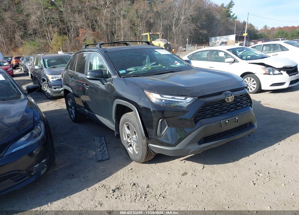 2025 TOYOTA RAV4 XLE VIN: 2T3P1RFV3SC513679