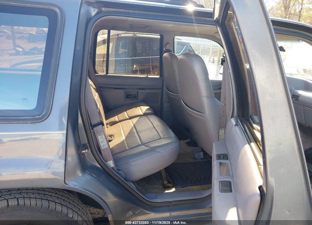 1994 FORD EXPLORER VIN: 1FMDU34X6RUB10986