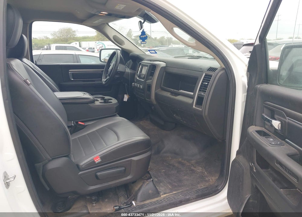 2022 RAM 1500 CLASSIC VIN: 3C6JR6AG3NG205430