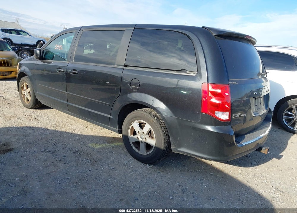 2011 DODGE GRAND CARAVAN MAINSTREET VIN: 2D4RN3DG5BR663853