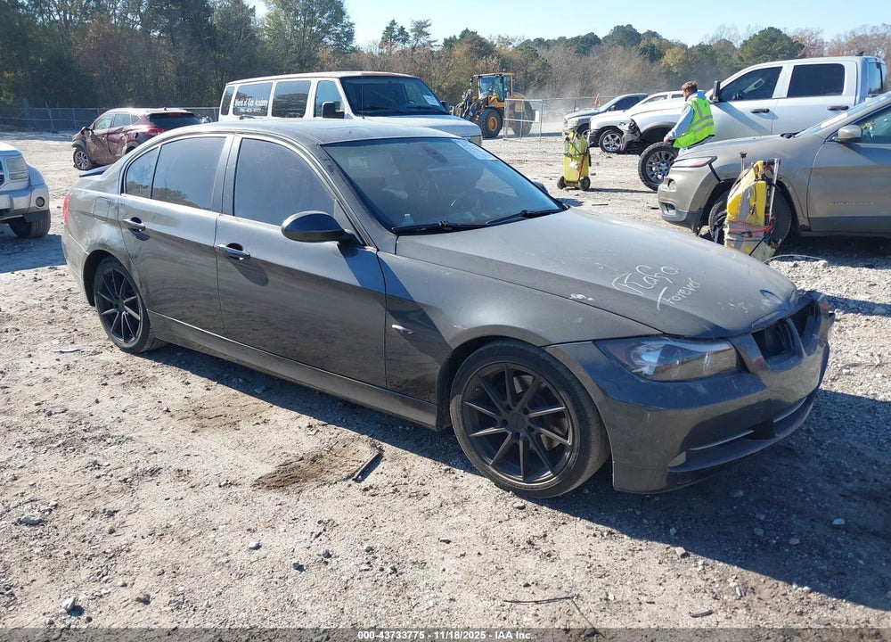2008 BMW 328I VIN: WBAVA33528KX88188