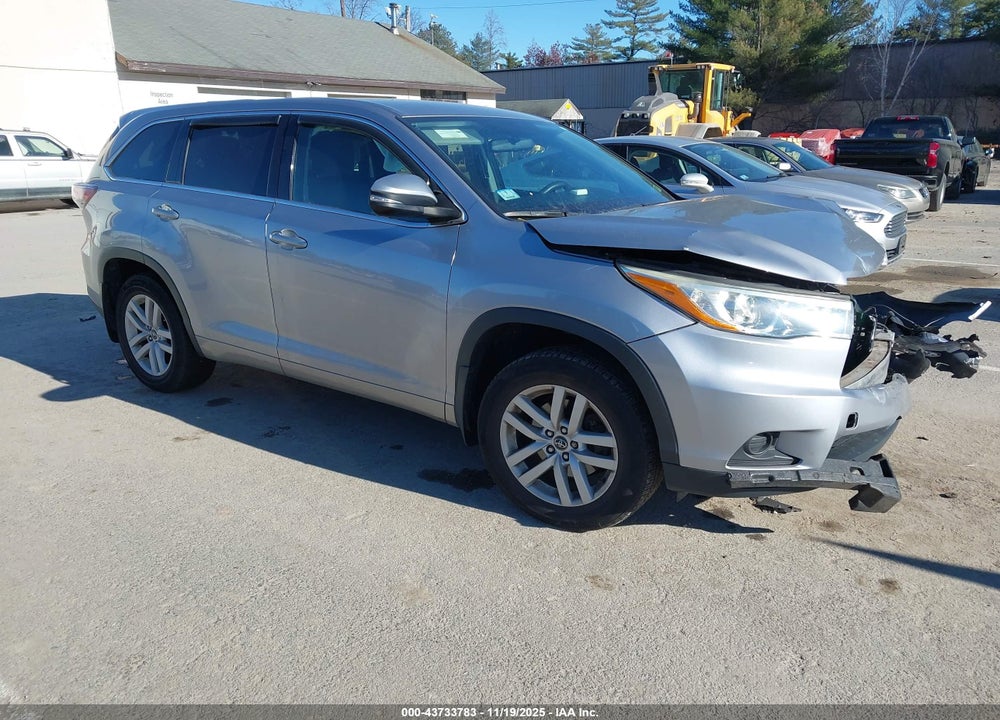 2016 TOYOTA HIGHLANDER LE V6 VIN: 5TDBKRFH0GS356038