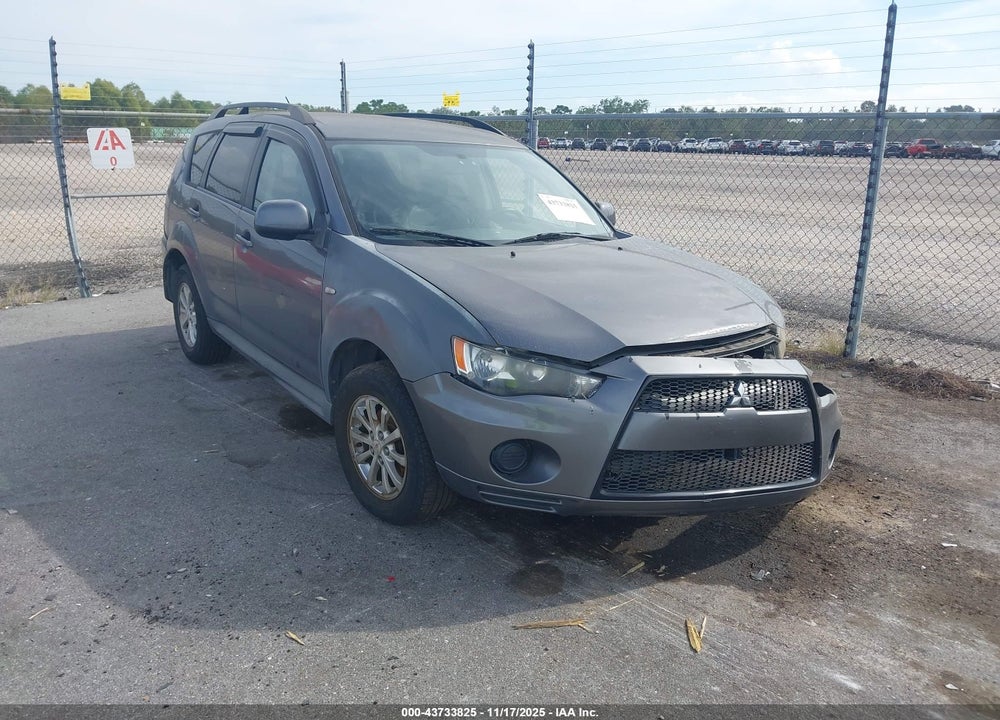 2011 MITSUBISHI OUTLANDER ES VIN: JA4AS2AW2BU032922