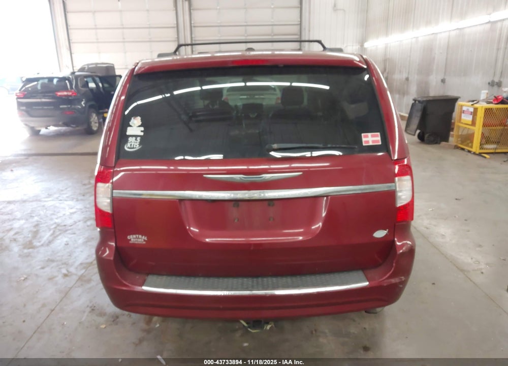 2011 CHRYSLER TOWN & COUNTRY TOURING-L VIN: 2A4RR8DG4BR616144