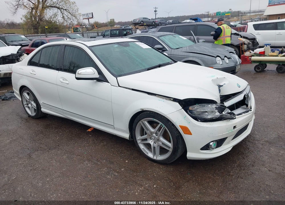2009 MERCEDES-BENZ C 300 LUXURY/SPORT VIN: WDDGF54X29R063360