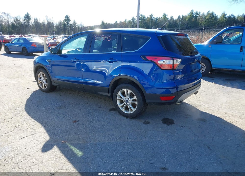 2017 FORD ESCAPE SE VIN: 1FMCU9GD2HUC96301