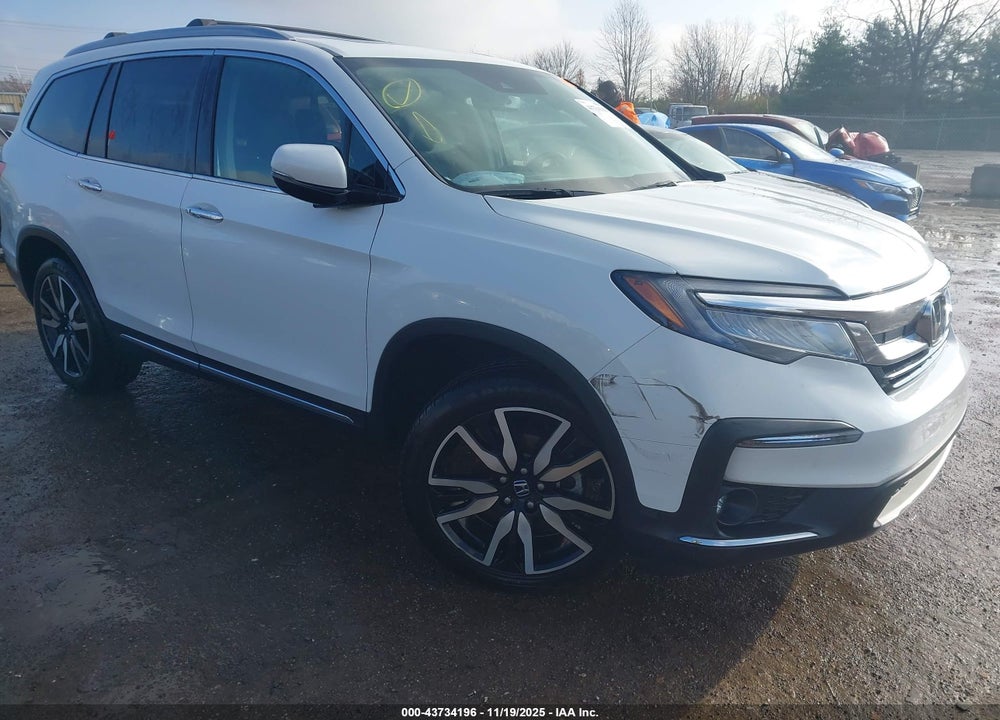 2022 HONDA PILOT AWD TOURING 8 PASSENGER VIN: 5FNYF6H96NB016056