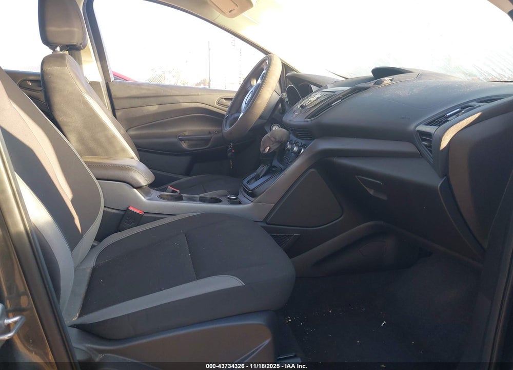 2015 FORD ESCAPE S VIN: 1FMCU0F71FUB20974