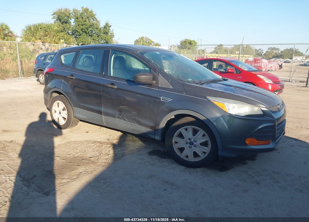 2015 FORD ESCAPE S VIN: 1FMCU0F71FUB20974