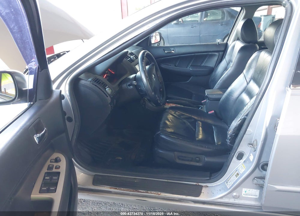 2004 HONDA ACCORD 3.0 EX VIN: 1HGCM66594A020563