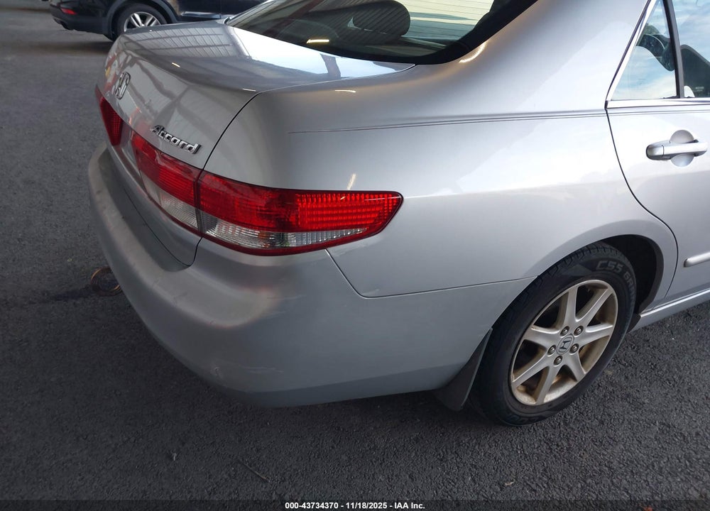 2004 HONDA ACCORD 3.0 EX VIN: 1HGCM66594A020563