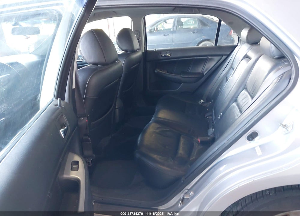 2004 HONDA ACCORD 3.0 EX VIN: 1HGCM66594A020563