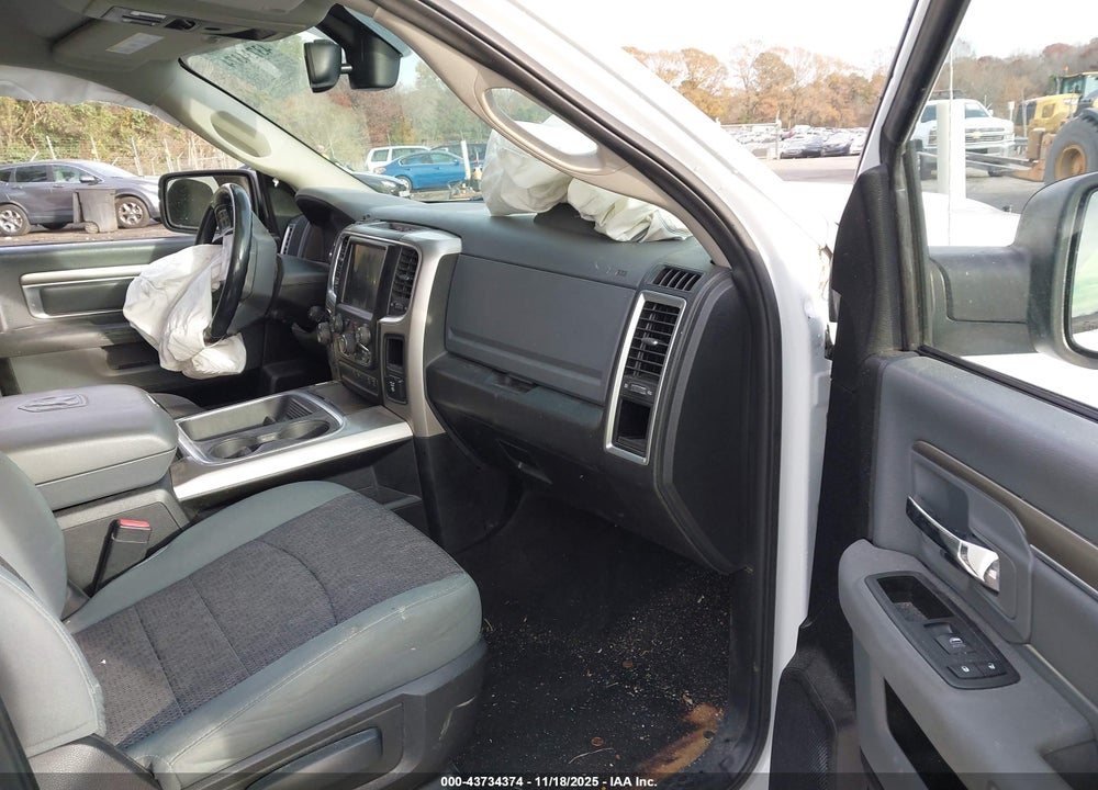 2015 RAM 1500 BIG HORN VIN: 1C6RR7LT6FS746484