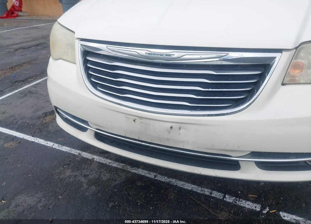 2013 CHRYSLER TOWN & COUNTRY TOURING VIN: 2C4RC1BG1DR697110