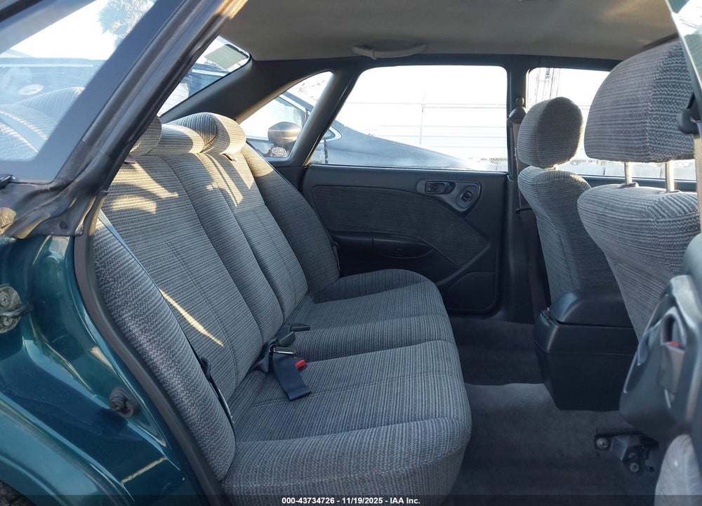 1998 SUBARU LEGACY L VIN: 4S3BD4351W7203992