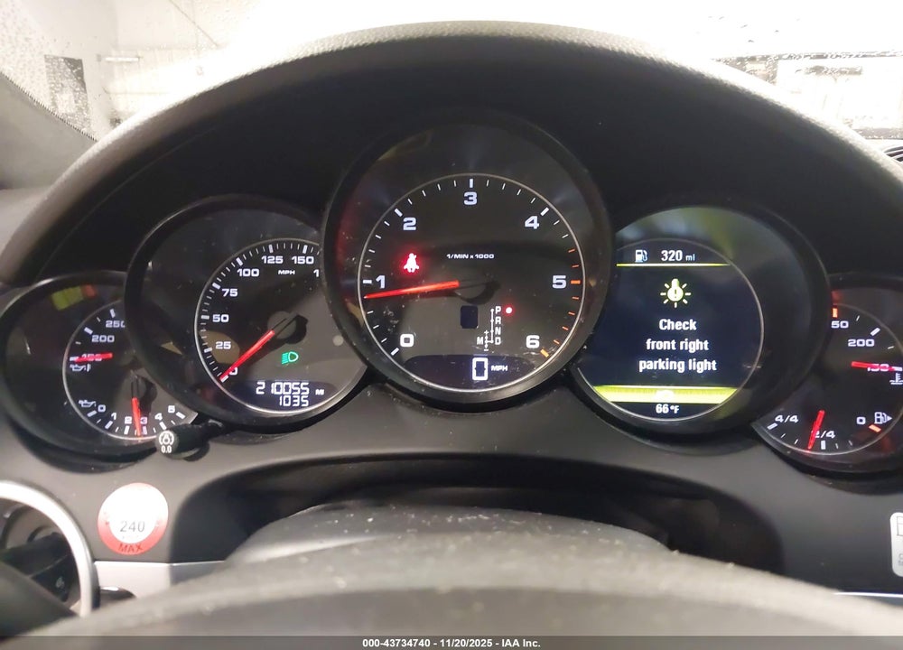 2013 PORSCHE CAYENNE DIESEL VIN: WP1AF2A22DLA43868
