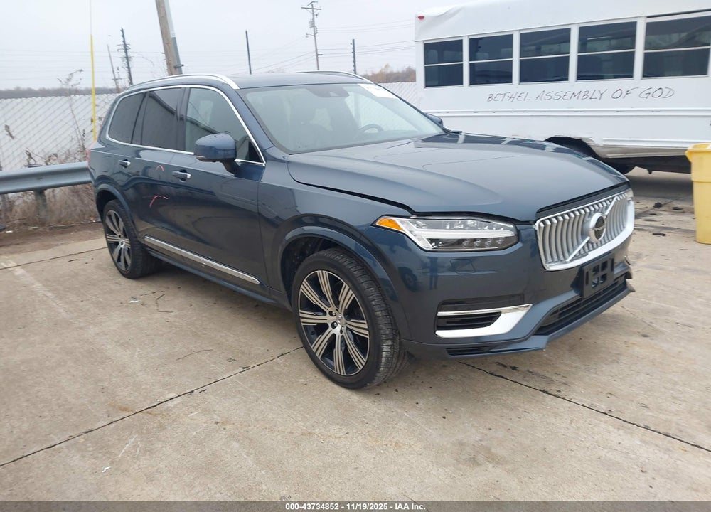 2021 VOLVO XC90 RECHARGE PLUG-IN HYBRID T8 INSCRIPTION 7 PASSENGER VIN: YV4BR0CL2M1737783