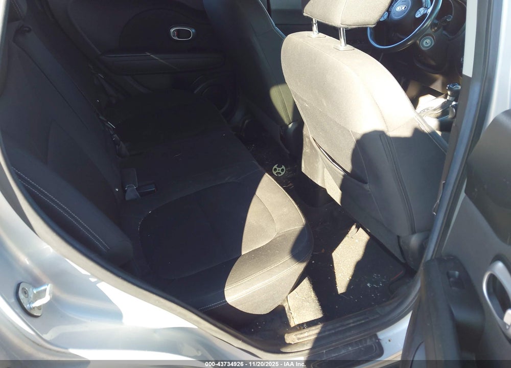 2014 KIA SOUL VIN: KNDJN2A21E7724117