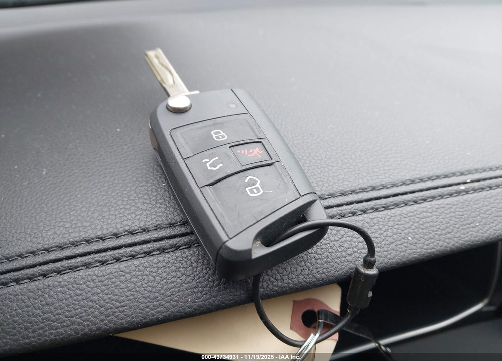 2025 VOLKSWAGEN JETTA VIN: 3VWBX7BU1SM010918