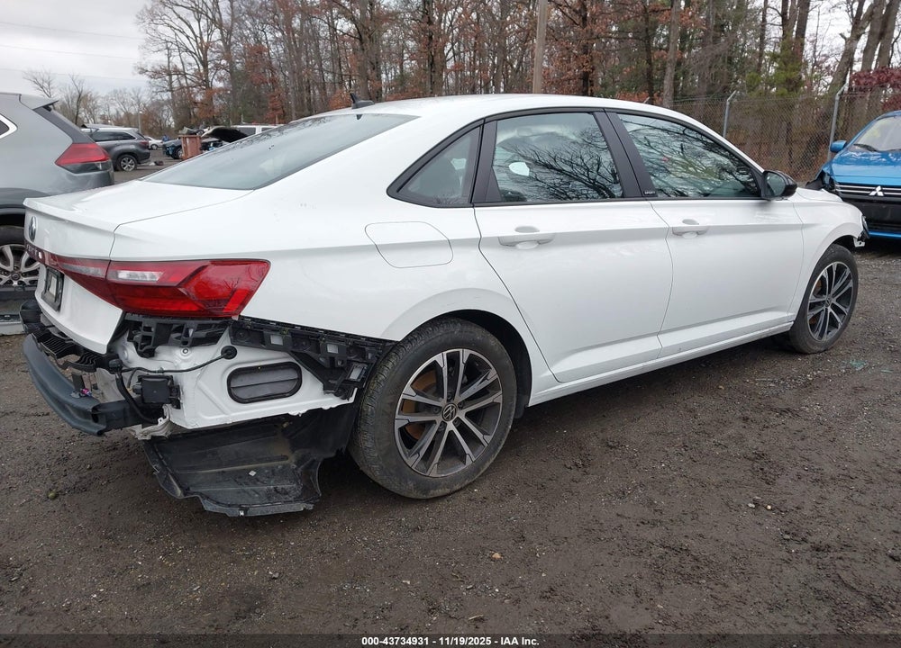 2025 VOLKSWAGEN JETTA VIN: 3VWBX7BU1SM010918