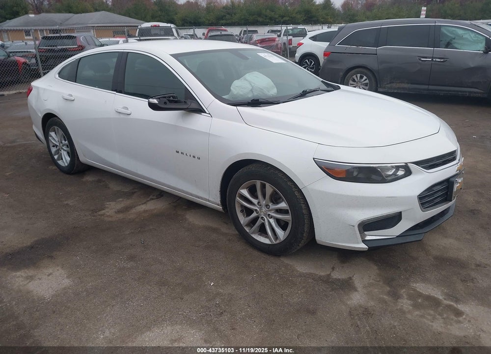 2018 CHEVROLET MALIBU LT VIN: 1G1ZD5ST1JF140551