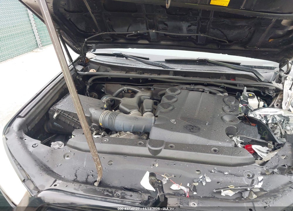 2011 TOYOTA 4RUNNER SR5 V6 VIN: JTEBU5JR0B5047361