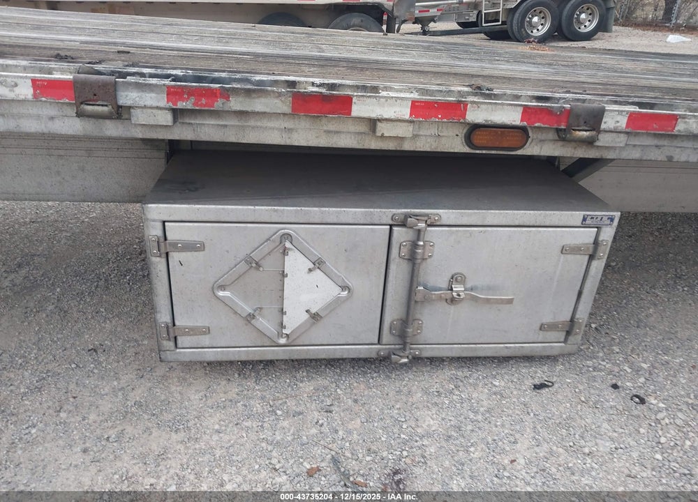 2005 REITNOUER FLATBED TRAILER VIN: 1RNF48A225R011319