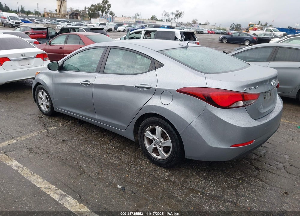 2015 HYUNDAI ELANTRA SE VIN: 5NPDH4AE4FH562085