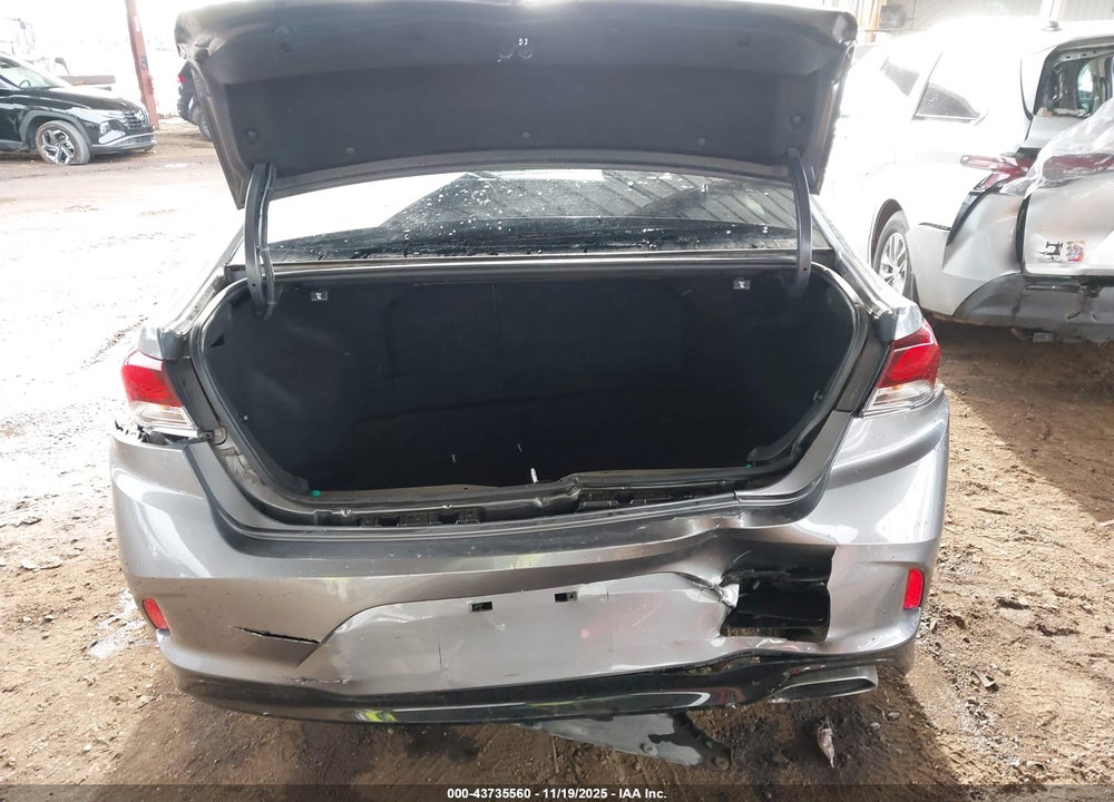 2018 HYUNDAI SONATA SE VIN: 5NPE24AF5JH673199