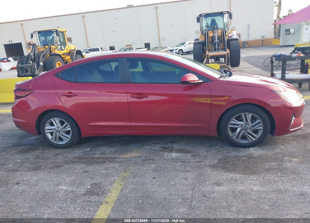 2019 HYUNDAI ELANTRA SE VIN: 5NPD74LF6KH486615