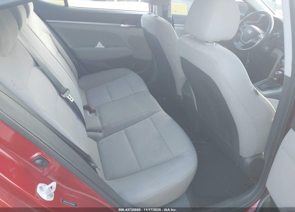 2019 HYUNDAI ELANTRA SE VIN: 5NPD74LF6KH486615