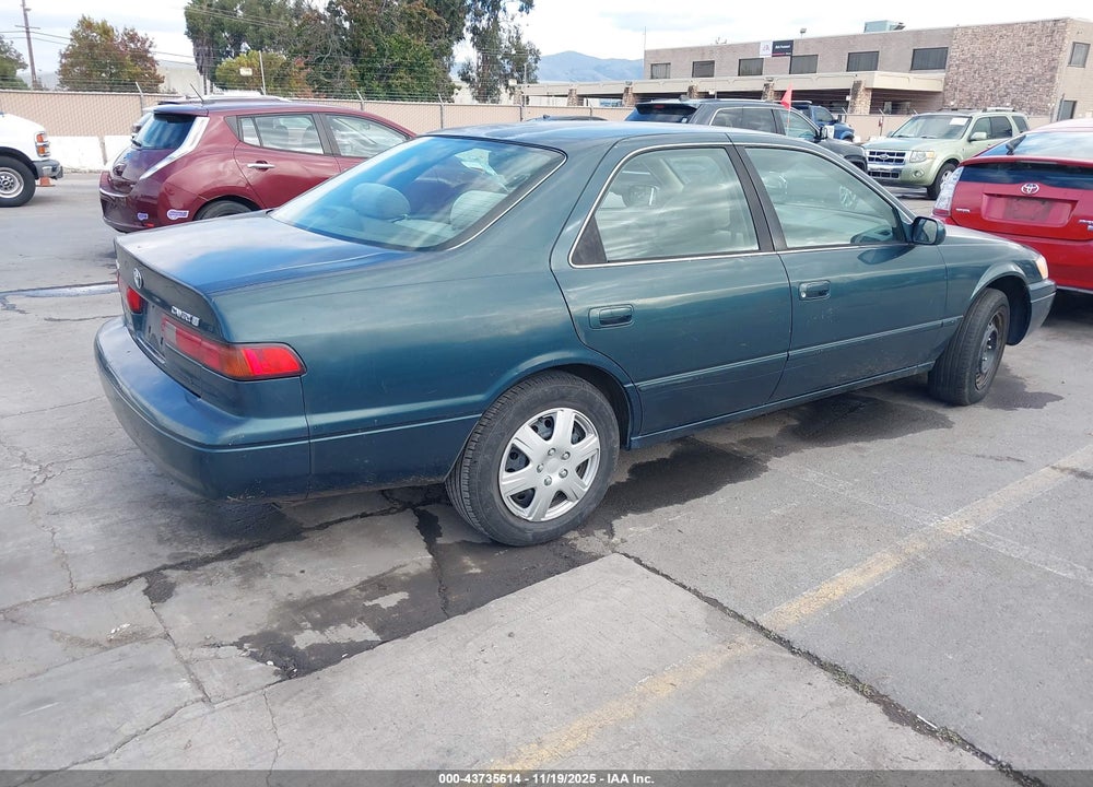 1997 TOYOTA CAMRY LE VIN: 4T1BG22K2VU108162