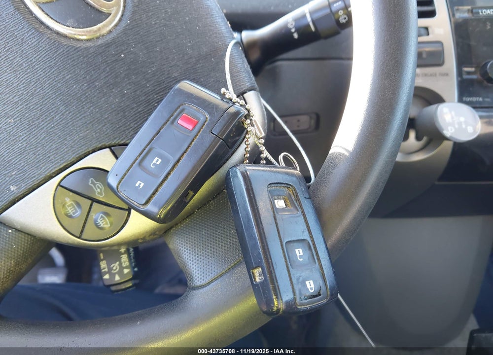 2008 TOYOTA PRIUS VIN: JTDKB20U487775616