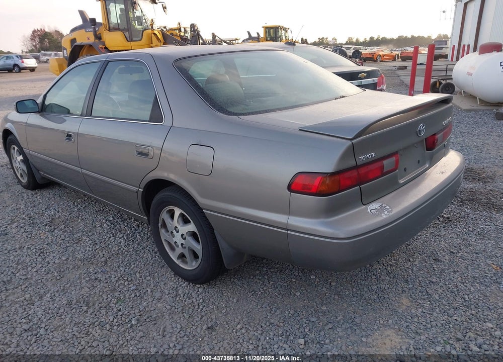 1998 TOYOTA CAMRY XLE V6 VIN: 4T1BF28K5WU041102