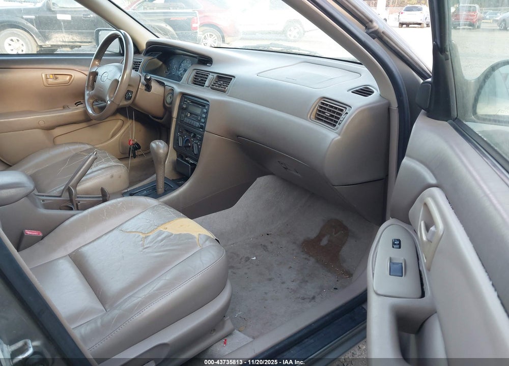 1998 TOYOTA CAMRY XLE V6 VIN: 4T1BF28K5WU041102