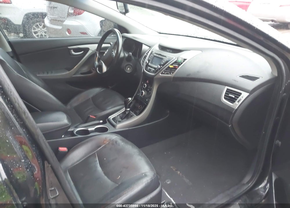 2015 HYUNDAI ELANTRA VIN: 5NPDH4AE9FH561739