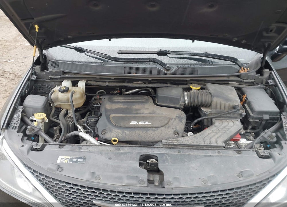 2018 CHRYSLER PACIFICA TOURING L PLUS VIN: 2C4RC1EG2JR144246