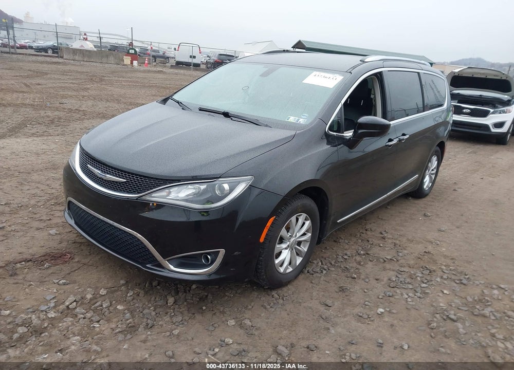 2018 CHRYSLER PACIFICA TOURING L PLUS VIN: 2C4RC1EG2JR144246