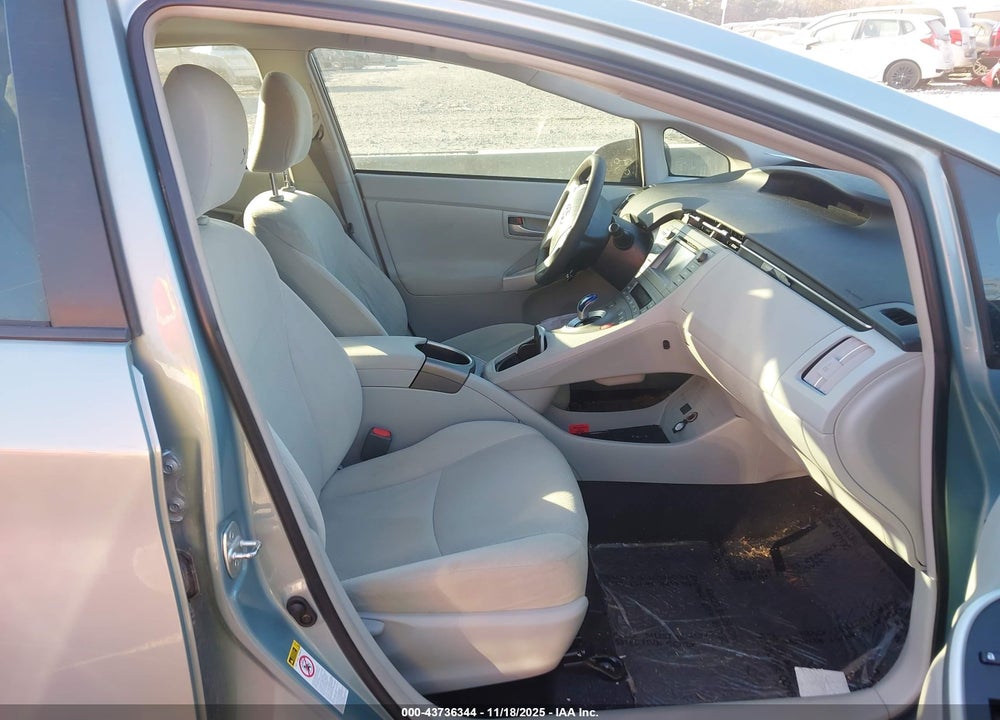 2014 TOYOTA PRIUS THREE VIN: JTDKN3DU6E1839340