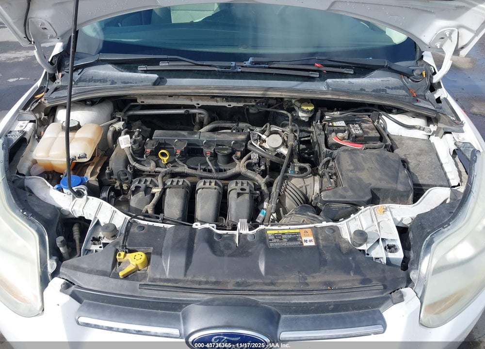 2014 FORD FOCUS SE VIN: 1FADP3K24EL260748