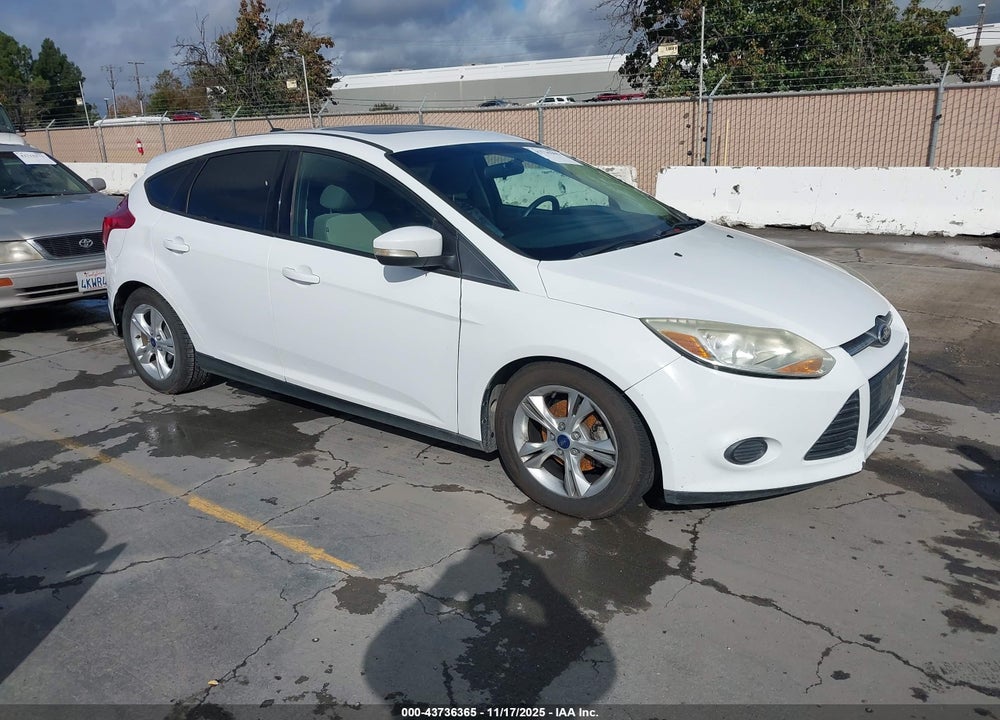 2014 FORD FOCUS SE VIN: 1FADP3K24EL260748